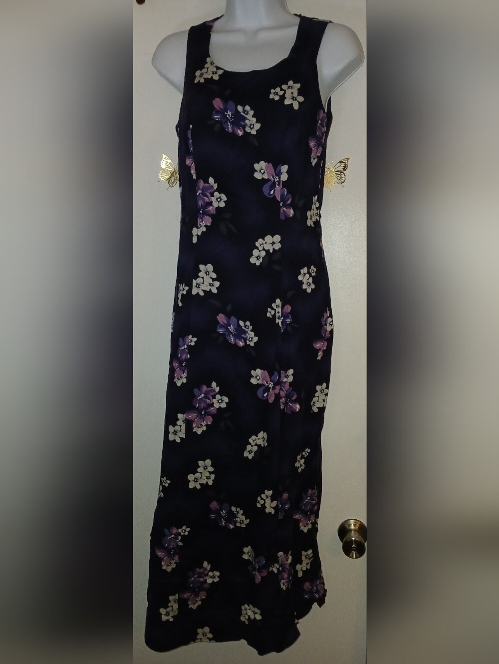 Pre-loved Women's Sleeveless Blue Floral Maxi Dress.